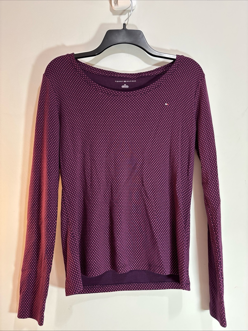 Tommy Hilfiger Women's Plum Polka Dot Long-Sleeve Top. 1229
